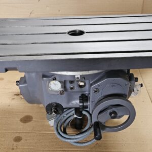 Universalfrästisch Typ 2038